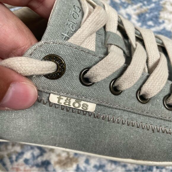 TAOS- Star Sneaker Light Blue Canvas Tennis Shoe Women’s Size 10 - Picture 8 of 9
